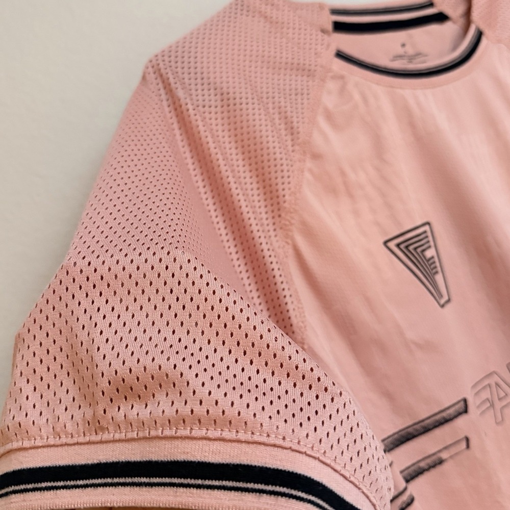 Fabletics The REC MESH Tee Men's Athletic Jersey T-Shirt Pink Size Medium Sporty - Picture 6 of 9